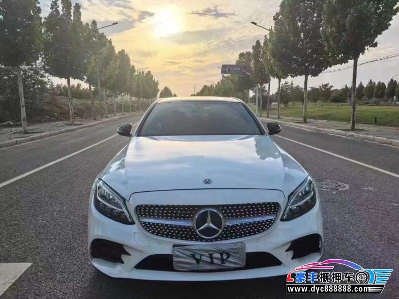 21年奔驰C轿车抵押车出售