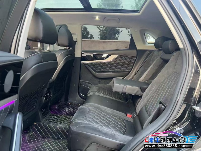 21年红旗HS5轿车抵押车出售