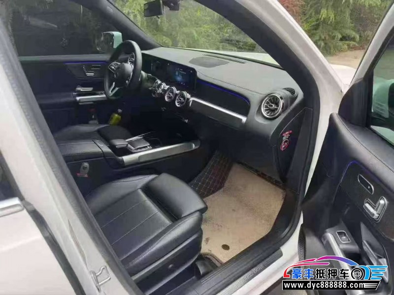 20年奔驰GLB轿车抵押车出售