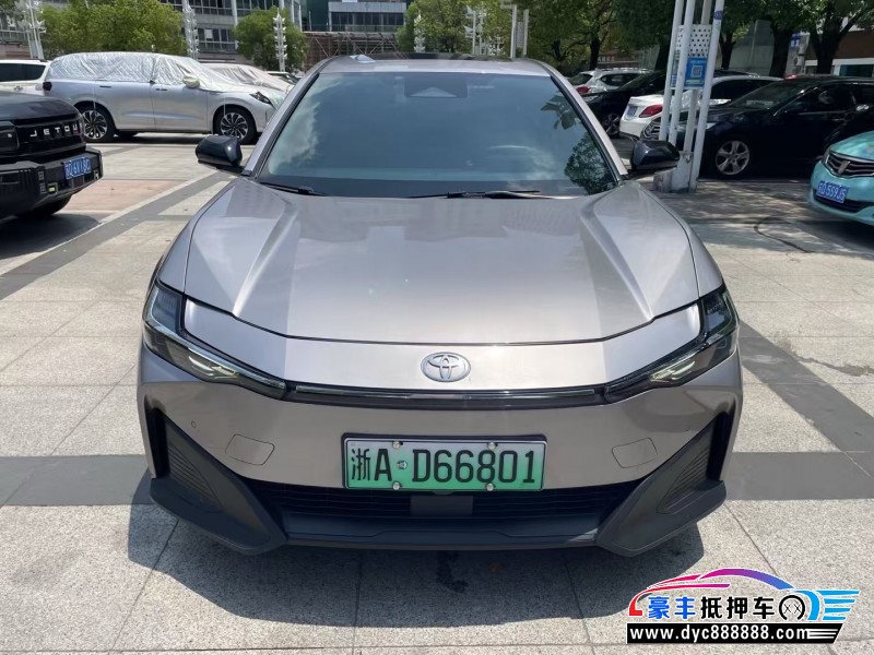 24年丰田BZ3轿车抵押车出售