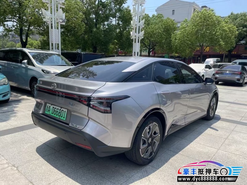 24年丰田BZ3轿车抵押车出售