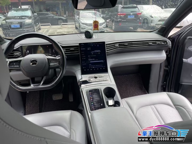 21年蔚来ES6轿车抵押车出售