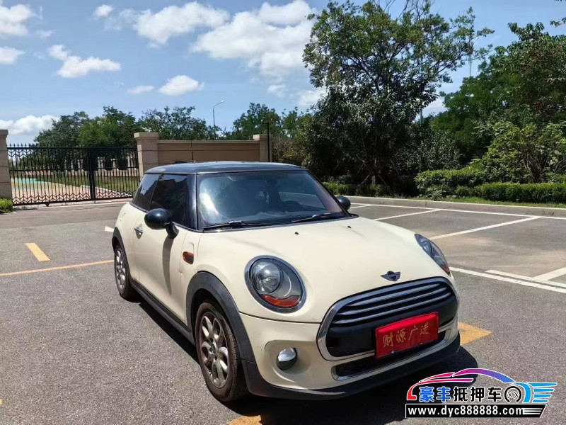 15年宝马MINI轿车抵押车出售