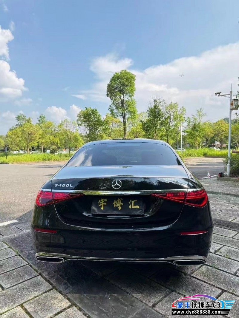 22年奔驰S轿车抵押车出售