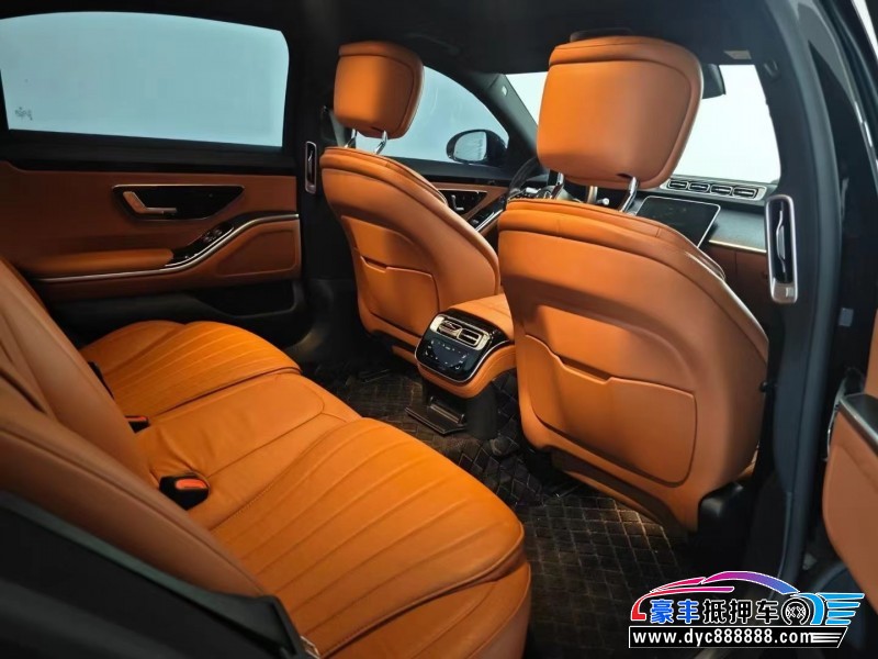 22年奔驰S轿车抵押车出售