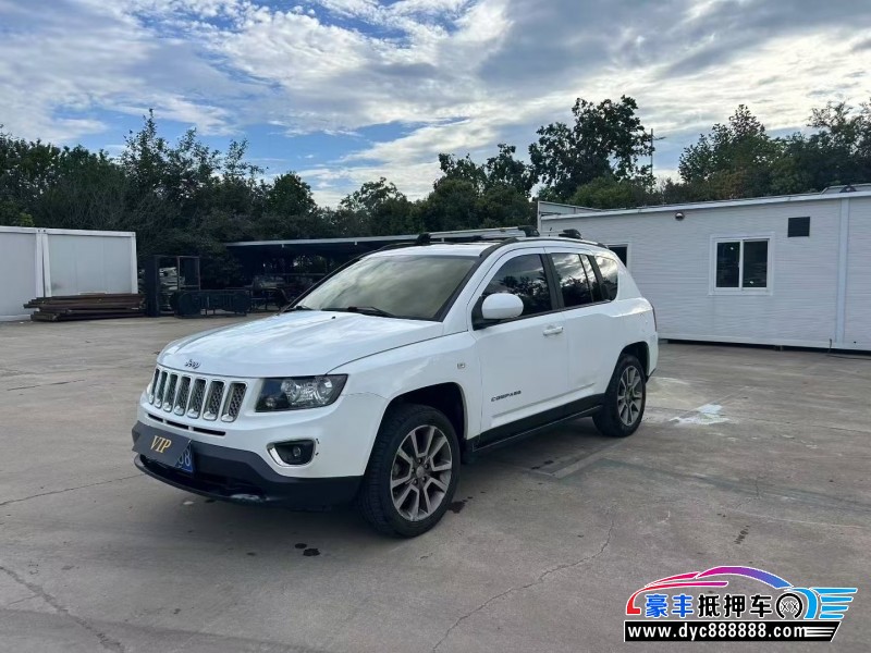 16年Jeep指南者轿车抵押车出售