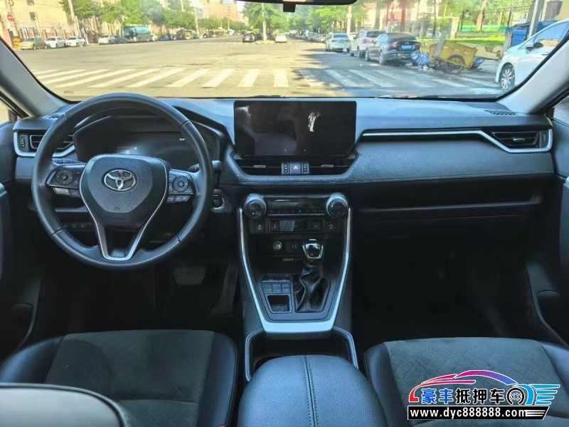 23年丰田RAV4轿车抵押车出售