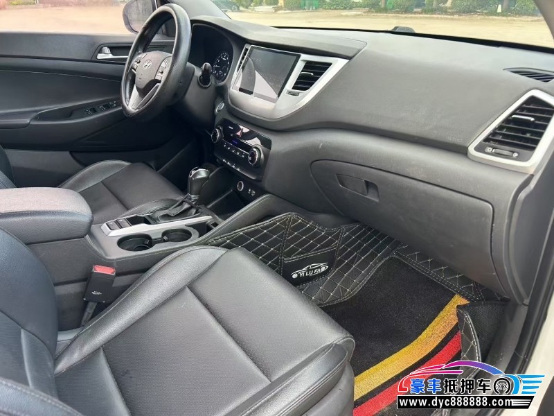 19年现代途胜轿车抵押车出售