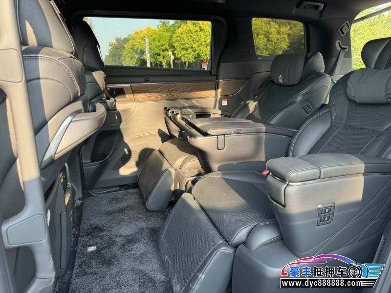 25年丰田威尔法轿车抵押车出售