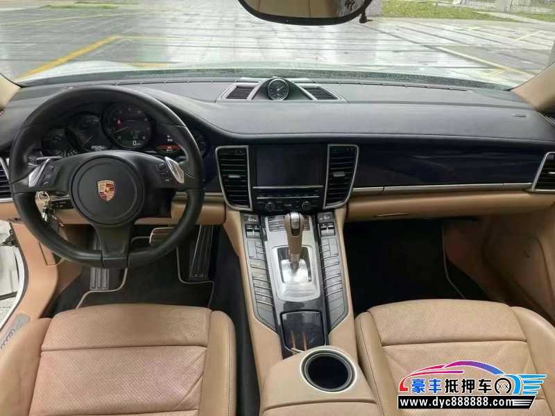 13年保时捷帕纳梅拉轿车抵押车出售