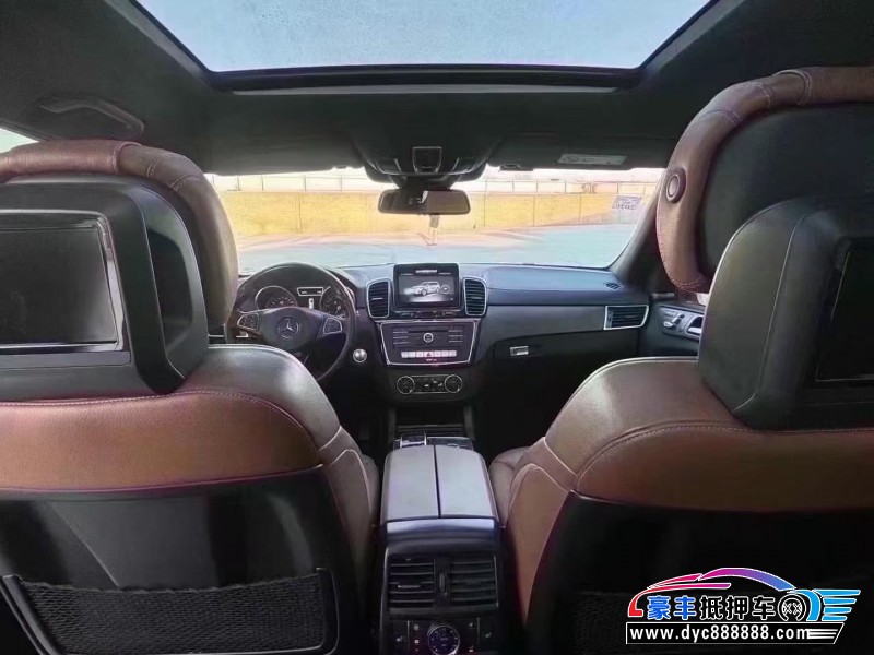 18年奔驰GLS轿车抵押车出售