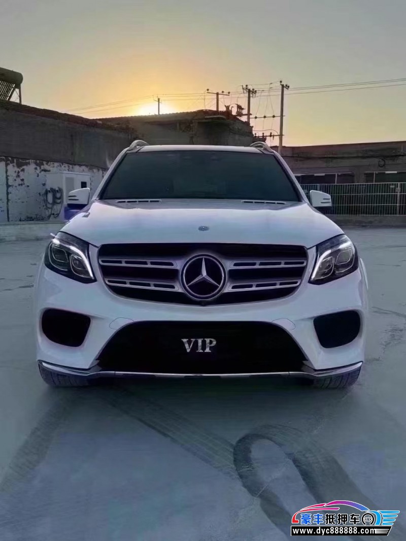 18年奔驰GLS轿车抵押车出售