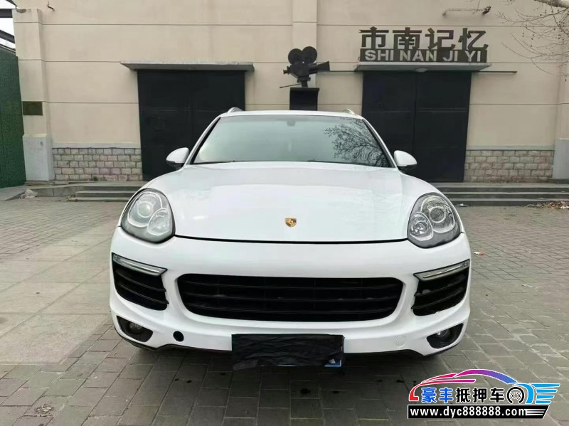 抵押车出售17年保时捷卡宴轿车