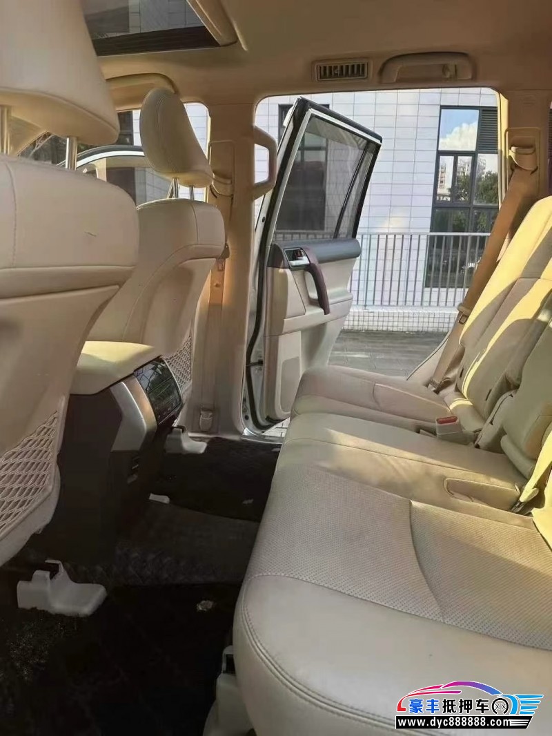 19年丰田普拉多（霸道）轿车抵押车出售