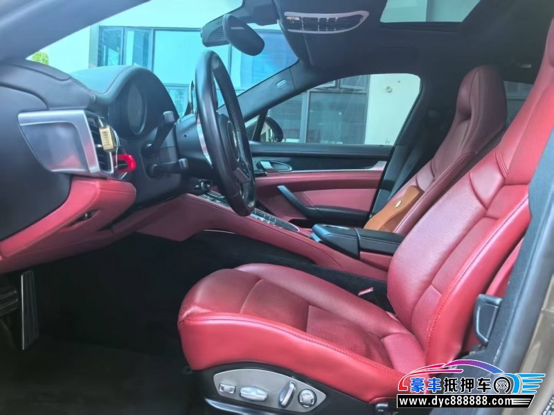 11年保时捷帕纳梅拉轿车抵押车出售