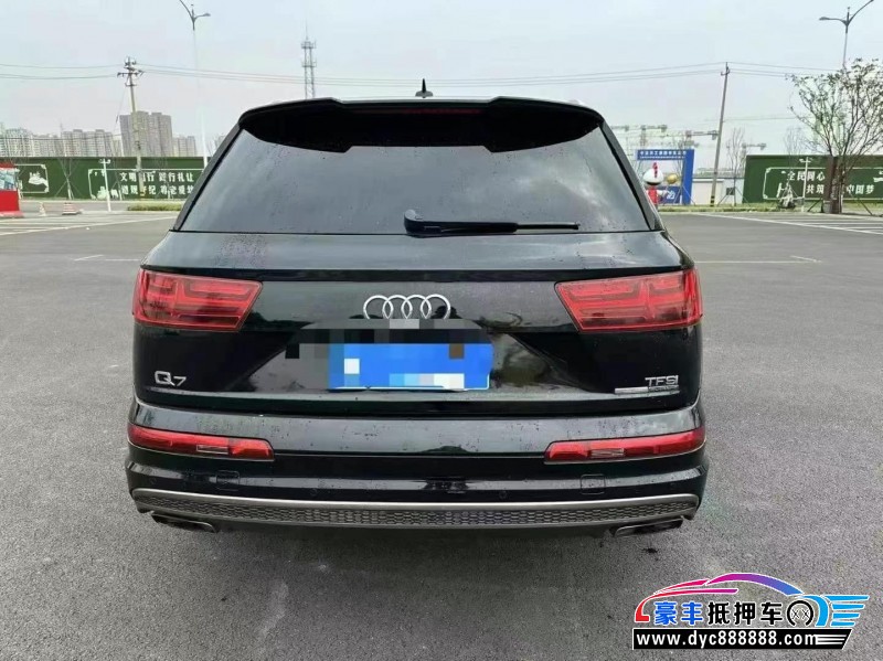 18年奥迪Q7轿车抵押车出售