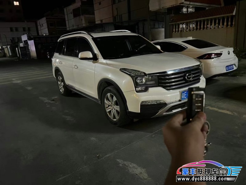 17年传祺GS8轿车抵押车出售