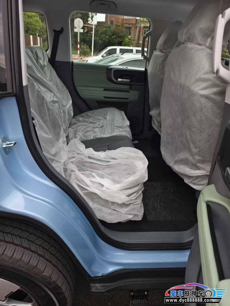 25年北京BJ40轿车抵押车出售