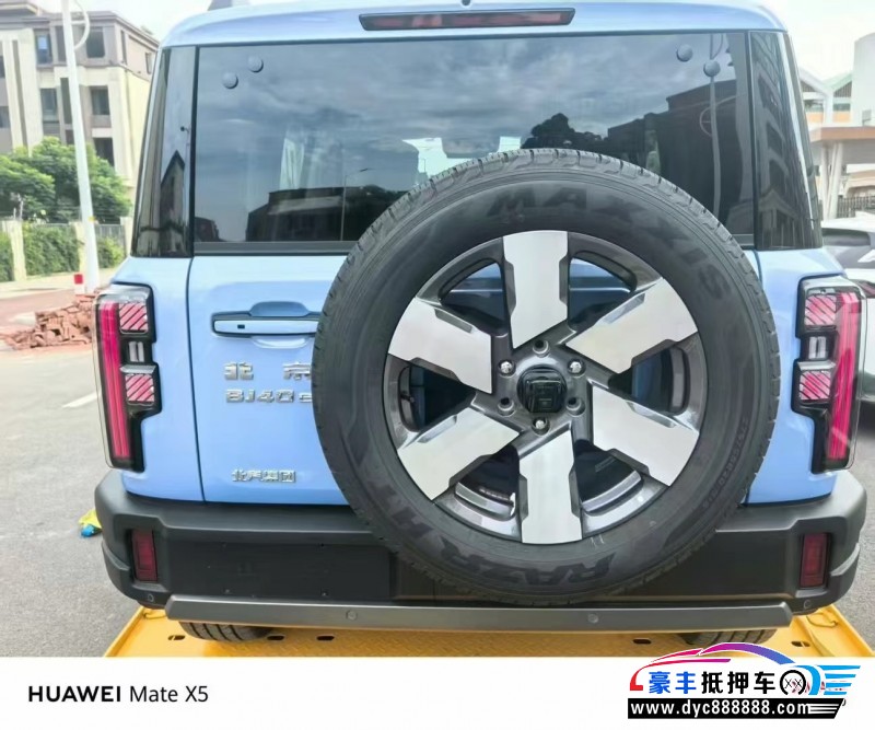 25年北京BJ40轿车抵押车出售