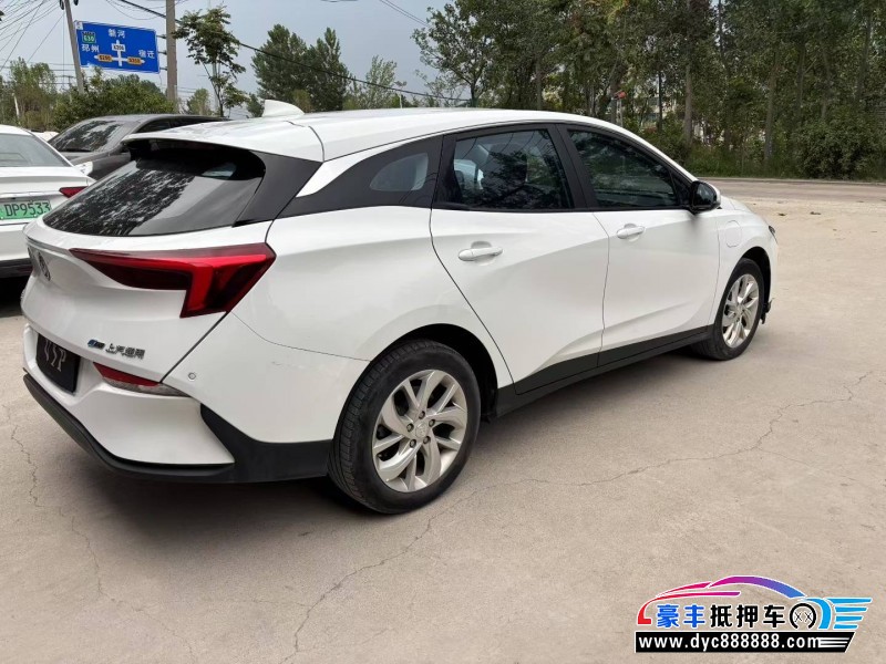 23年别克微蓝轿车抵押车出售