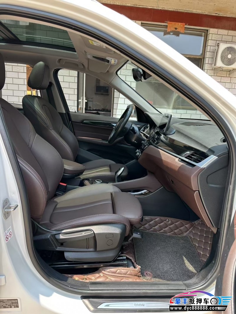 20年宝马X1轿车抵押车出售
