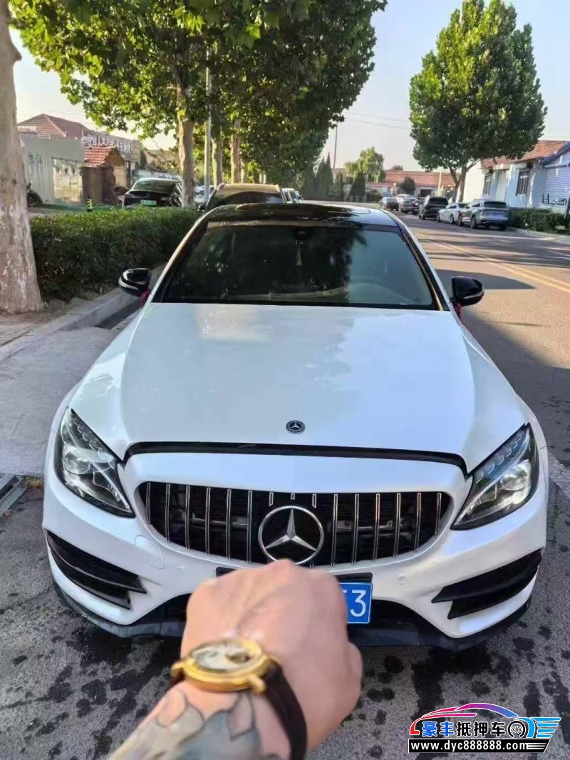 18年奔驰C轿车抵押车出售