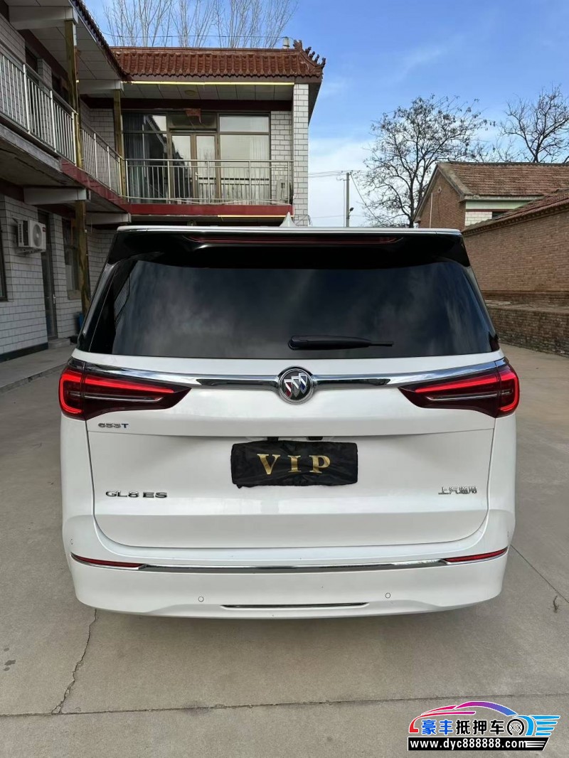 22年别克GL8轿车抵押车出售