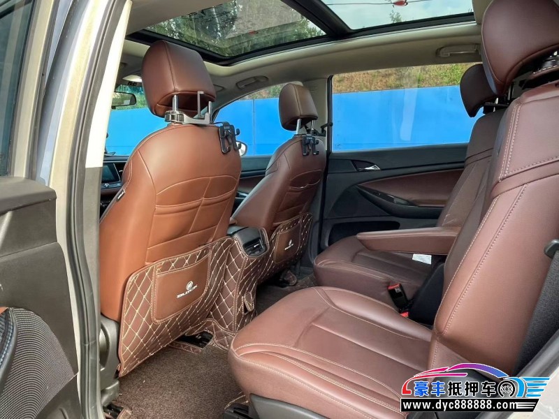 20年别克别克GL6轿车抵押车出售