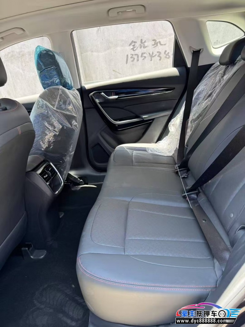 22年东风风神风神ax7轿车抵押车出售