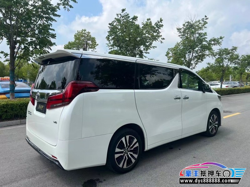 18年丰田埃尔法轿车抵押车出售