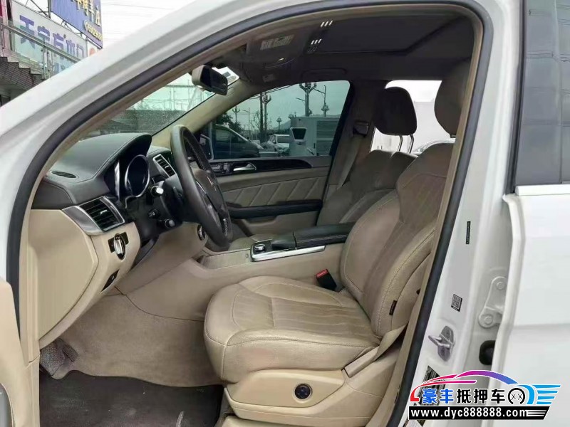 16年奔驰GLS轿车抵押车出售