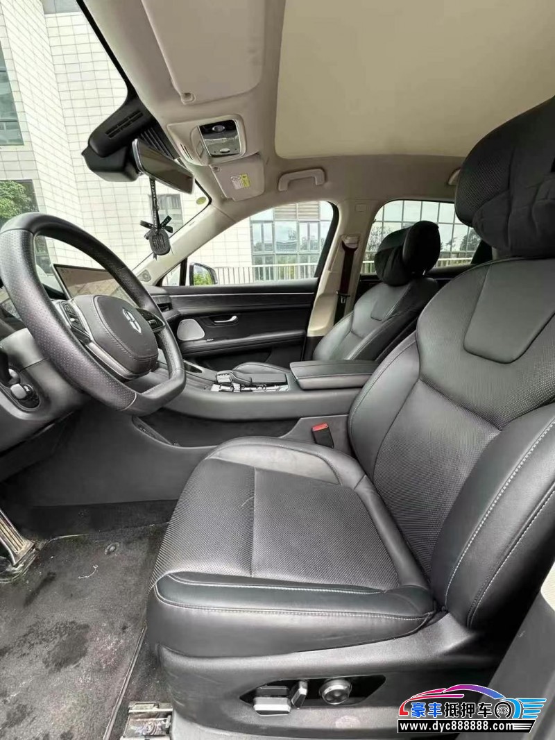 22年华为问界轿车抵押车出售