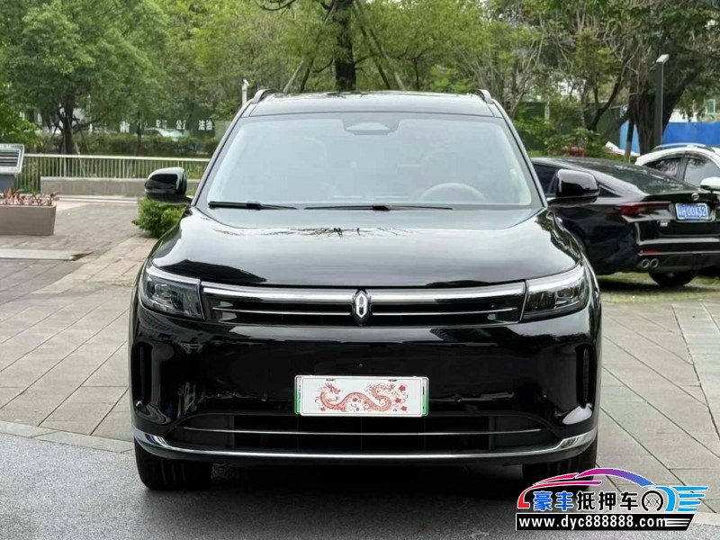 24年华为问界轿车抵押车出售