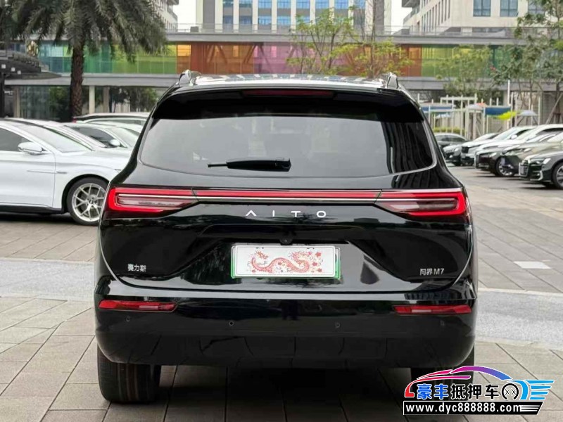 24年华为问界轿车抵押车出售