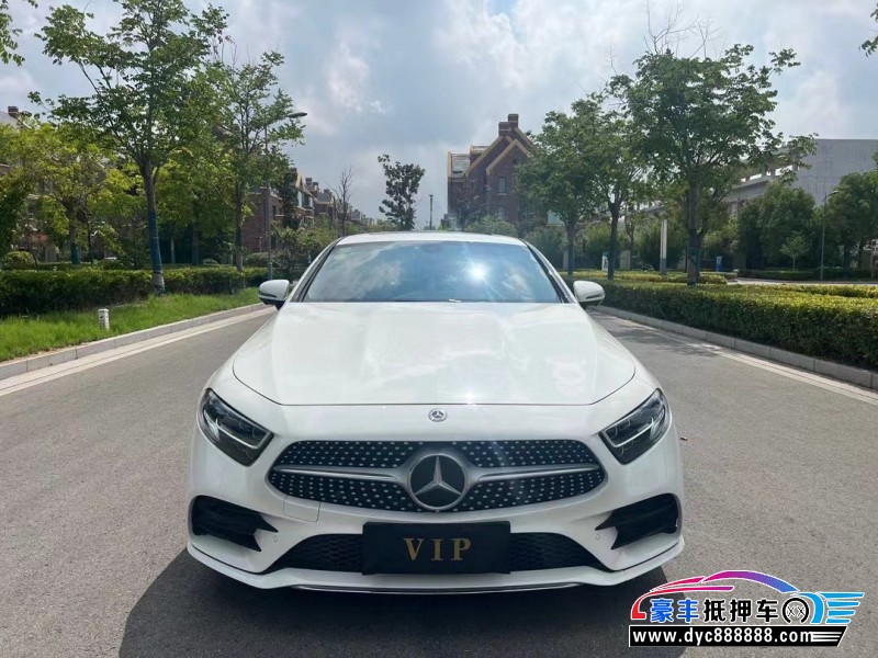 抵押车出售21年奔驰CLS轿车