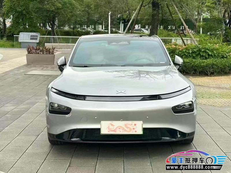 抵押车出售22年小鹏汽车P7轿车