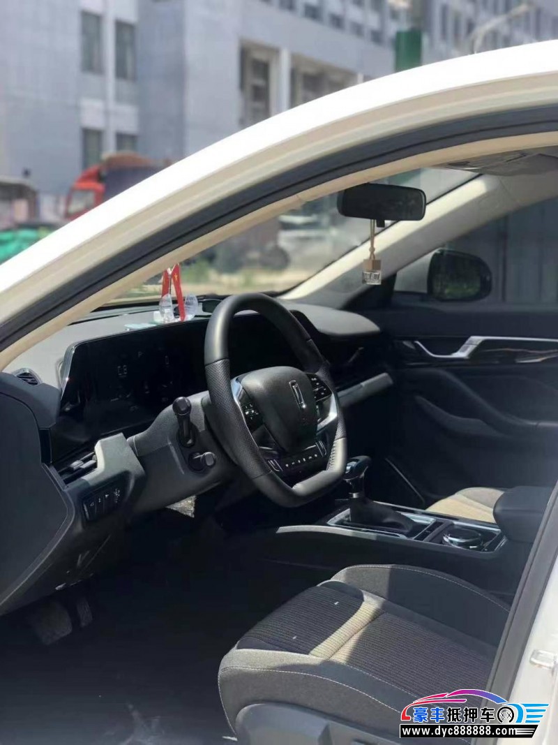 24年奔腾B70轿车抵押车出售