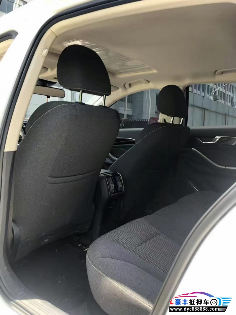 24年奔腾B70轿车抵押车出售