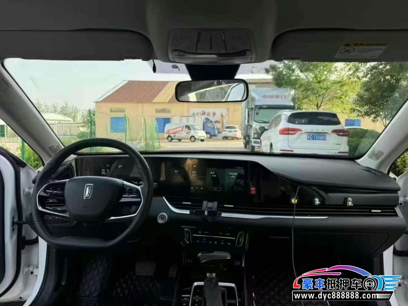 24年奔腾B70轿车抵押车出售