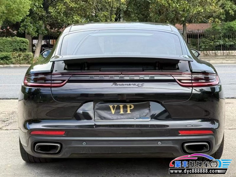17年保时捷帕纳梅拉轿车抵押车出售