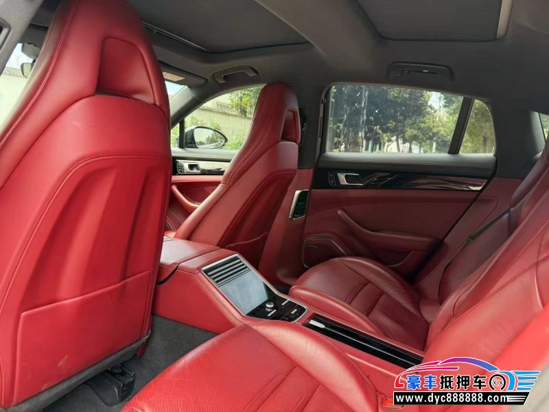 17年保时捷帕纳梅拉轿车抵押车出售