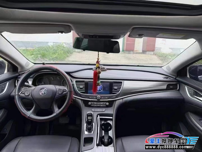 22年别克君越轿车抵押车出售