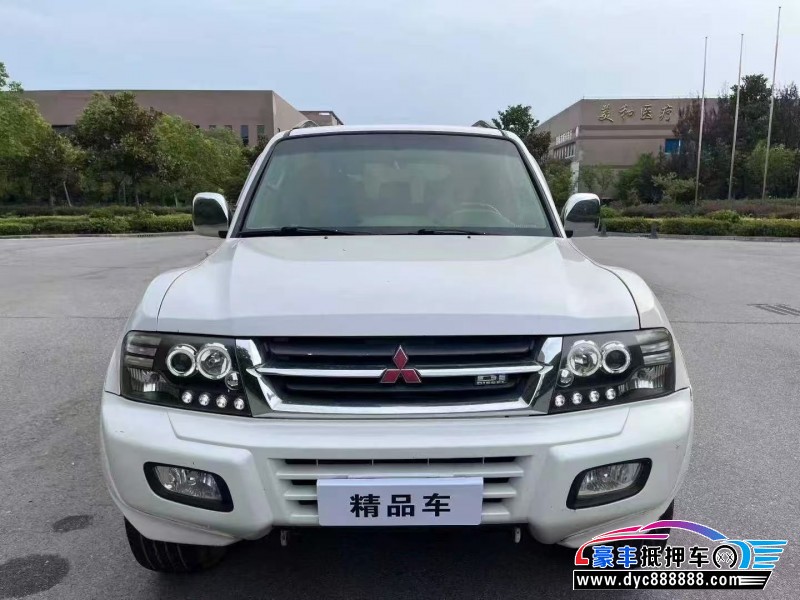10年三菱帕杰罗轿车抵押车出售