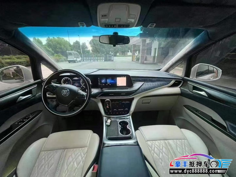 20年别克GL8轿车抵押车出售