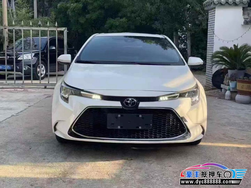 22年丰田雷凌轿车抵押车出售