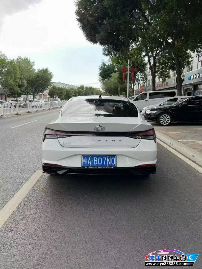 21年现代伊兰特轿车抵押车出售