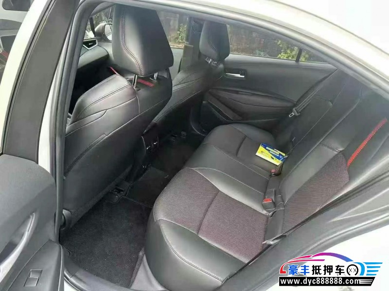 24年丰田雷凌轿车抵押车出售