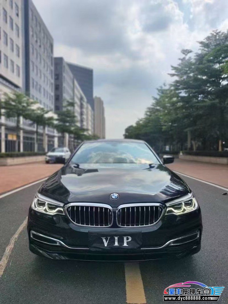 20年宝马5系轿车抵押车出售