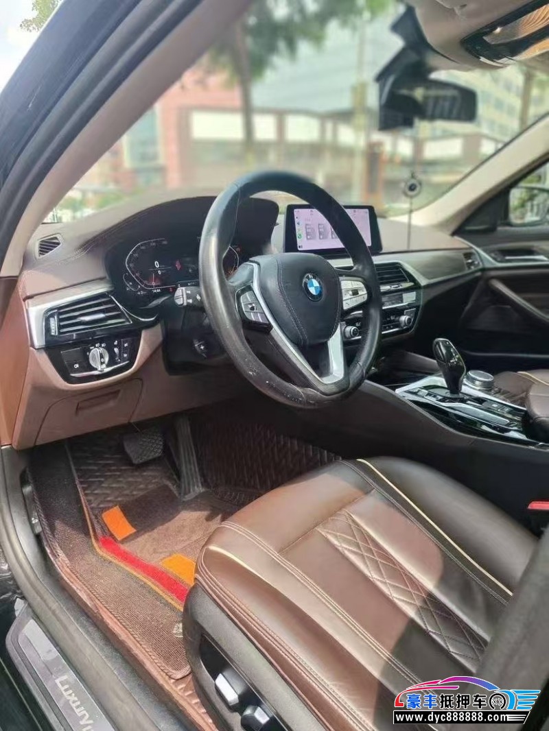 20年宝马5系轿车抵押车出售