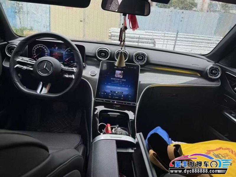 22年奔驰C轿车抵押车出售